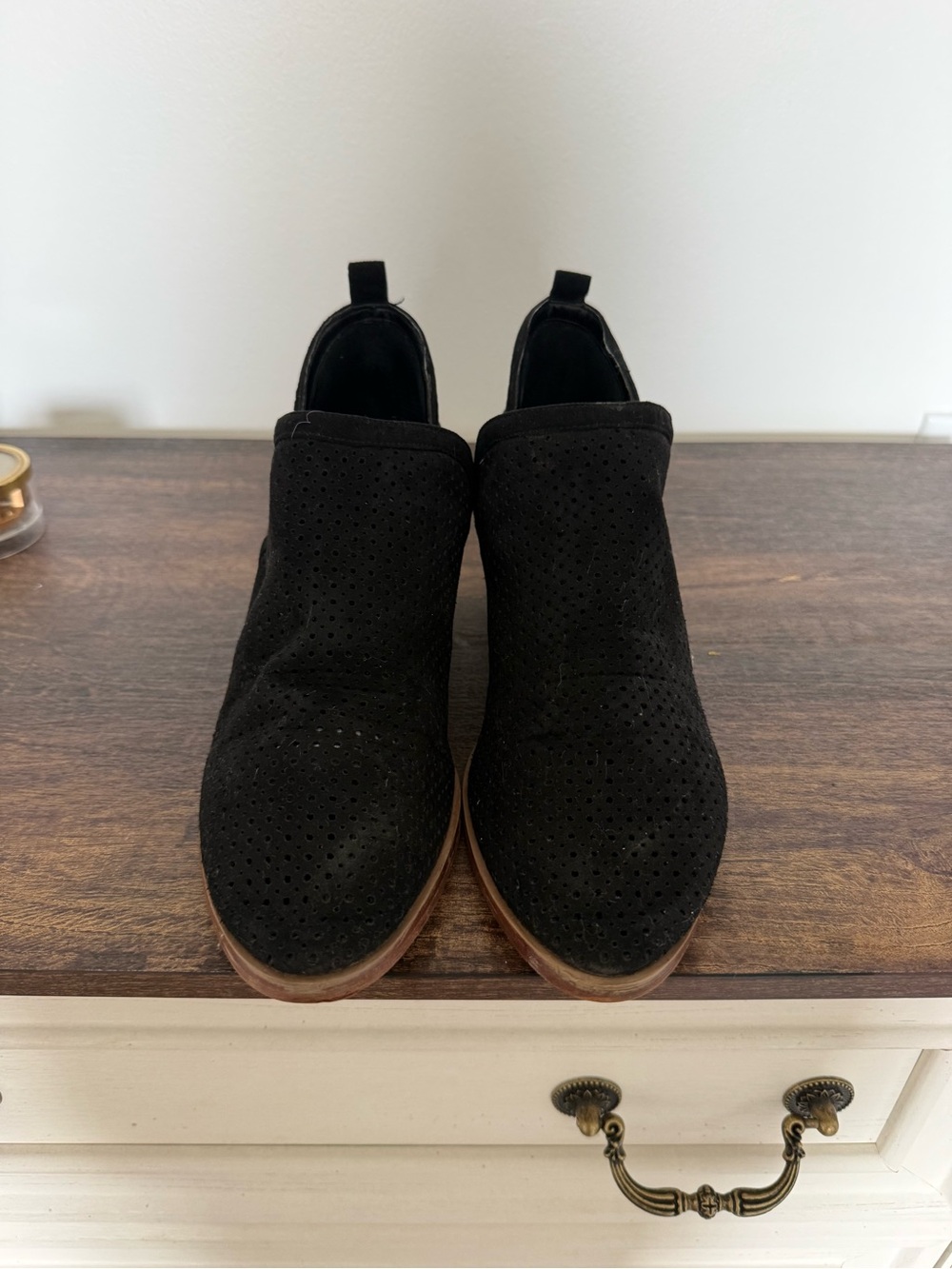 Lucky Brand Black Perforated Suede V-Cut Ankle Booties 9 - Picture 6 of 6